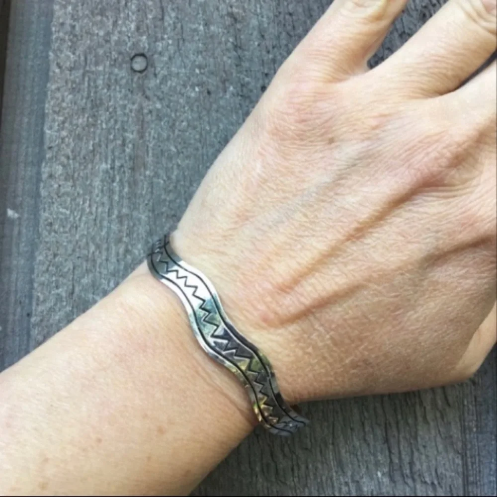 BRACELET Cuff Vintage Silver Black Southwest Boho - Picture 2 of 5